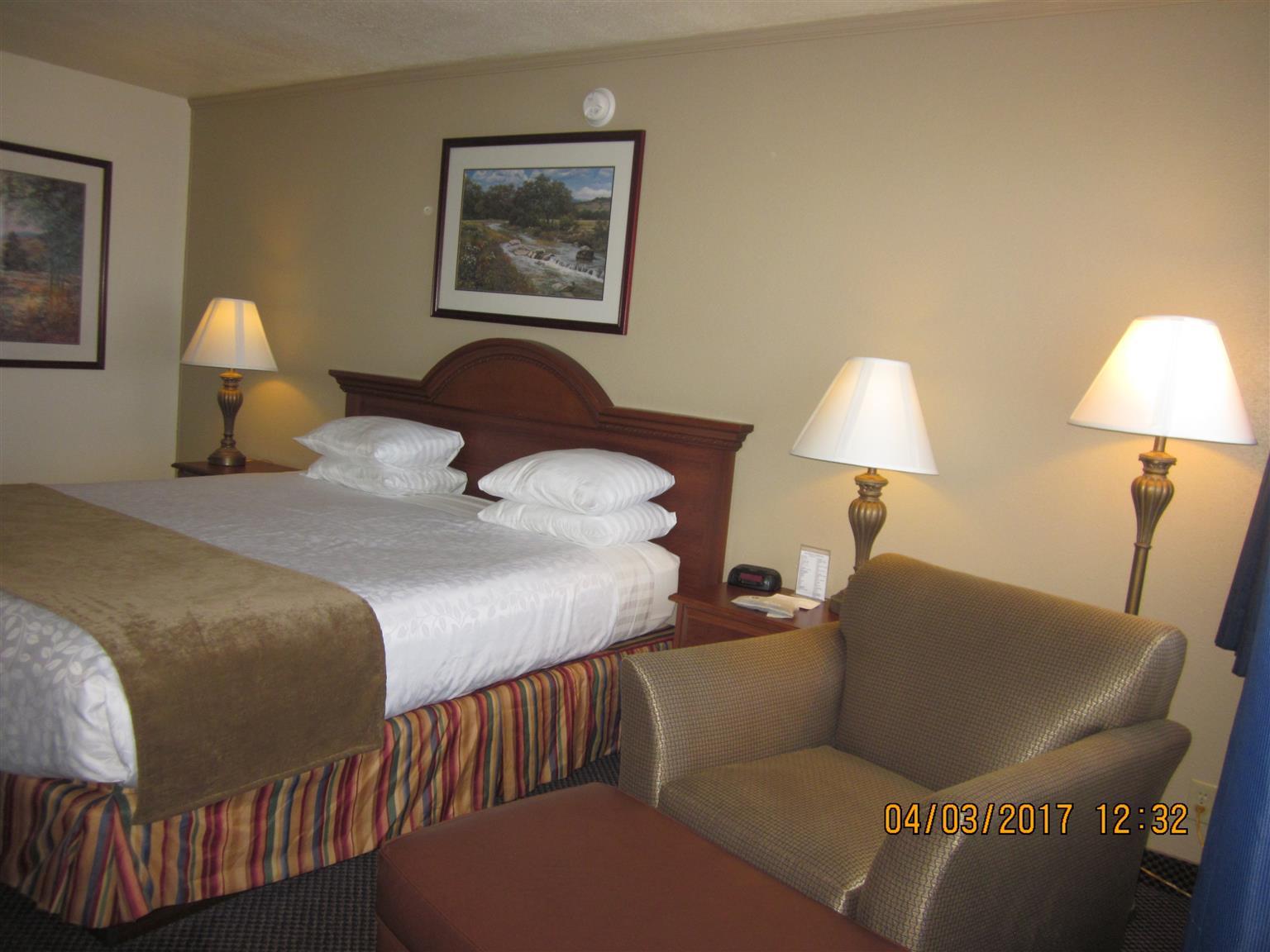 Trailside Inn Alturas Εξωτερικό φωτογραφία